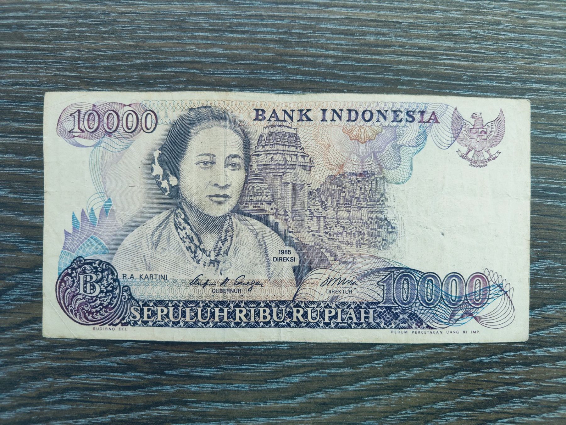 Banconote: Indonesien 10'000 Rupiah 1985 !!!!! – Usato da Flaach venduto da Lonzo99