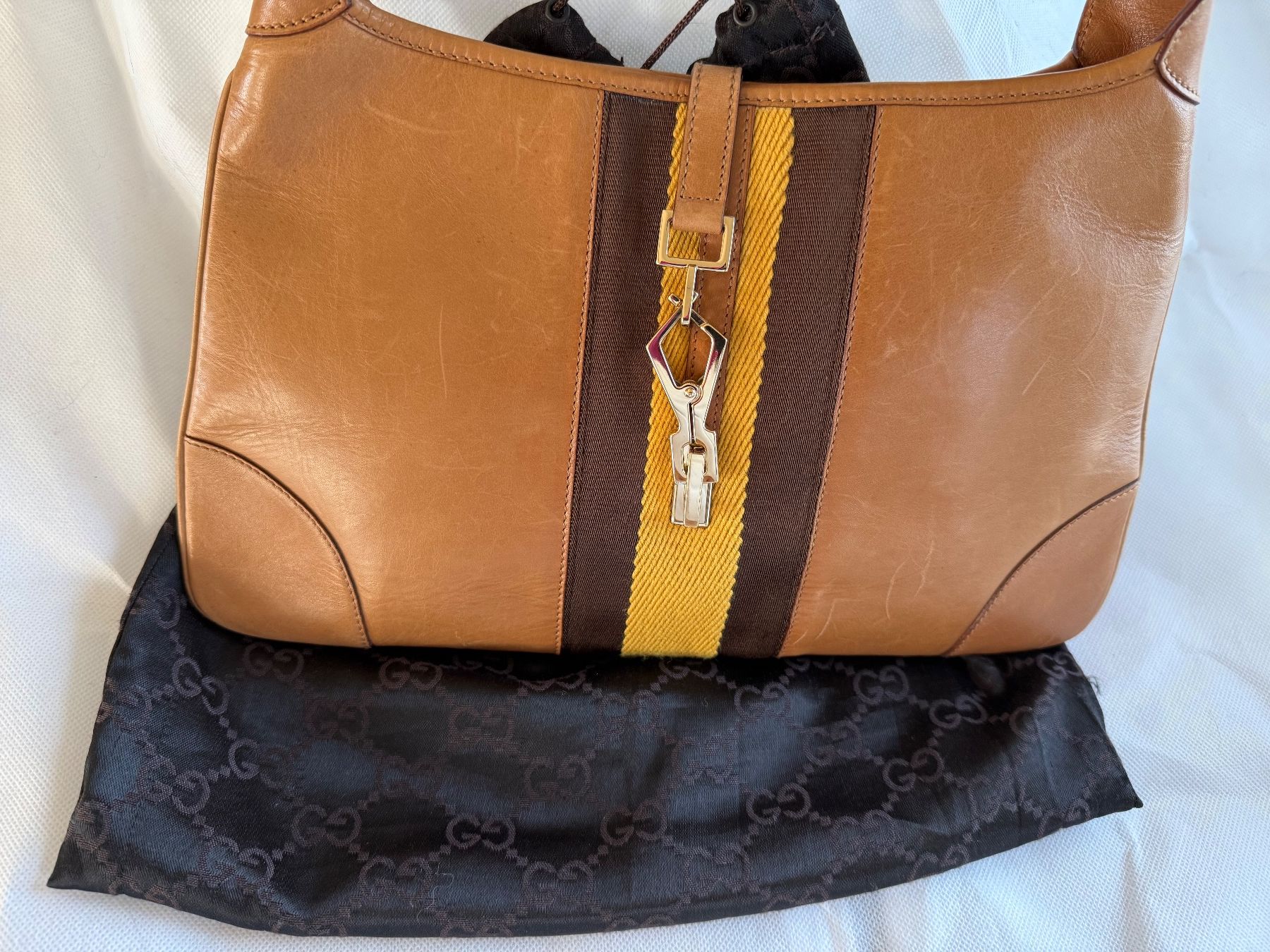 Gucci Altro in  Abbigliamento & Accessori: Sac GUCCI en cuir camel – Usato da Vernier venduto da ley_yqh9 8