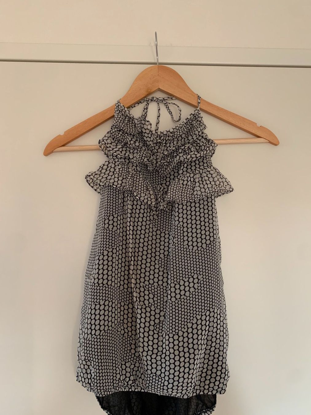 Top: Seiden Top – Usato da Lachen SZ venduto da Swanche77
