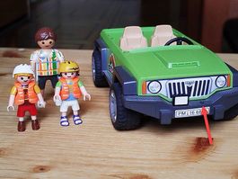 Playmobil Summer Fun 4x4 avec kayaks