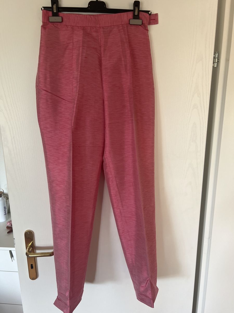 Hosen: Pinke Hose Seide High waist – Gebraucht aus Zollikon von adr_c6zs