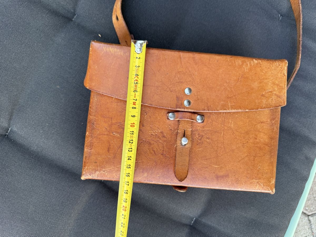 Schweizer Armee Borse: Vintage Ledertasche – Usato da Aarburg venduto da Schatzaffe 5