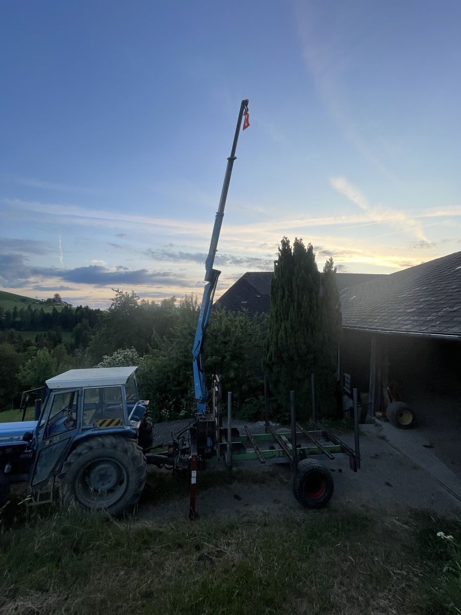 Rimorchi: Forstkranaufbau, für forst Anhänger, oder transporter – Usato da Heimisbach venduto da RB3453 1