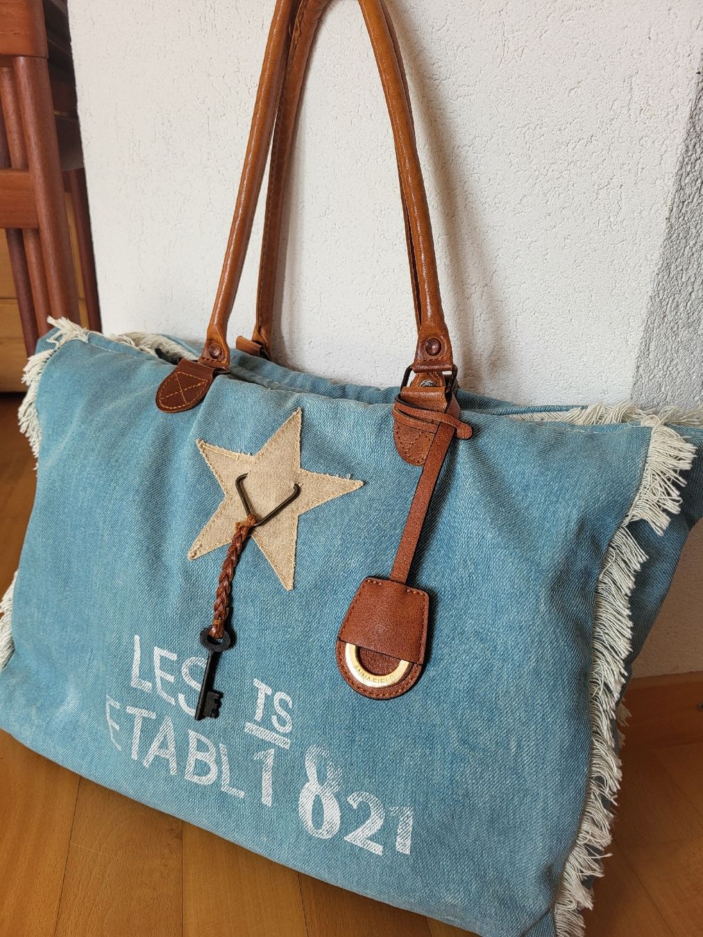 Schlüsselanhänger & - bänder: Taschenanhänger aus Kunstleder – Neu (gemäss Beschreibung) aus Embrach von Saphira_007 1