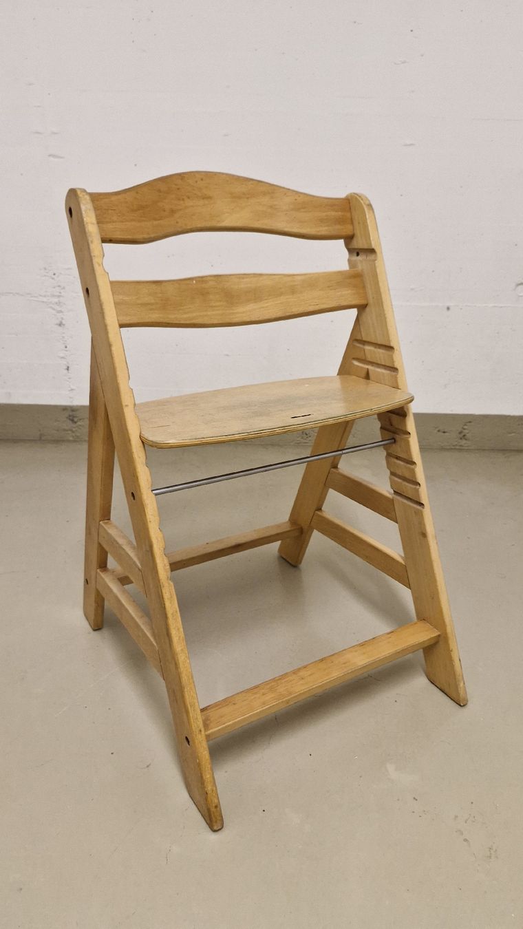 Stokke Chaises hautes: Stokke Kinderhochstuhl – D'occasion à Au ZH par Munhuunuu