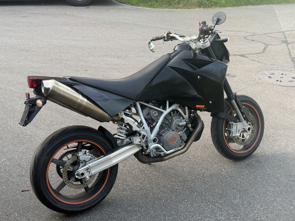 KTM Strada: KTM 950 Supermoto Ab Mfk 97 Ps – Usato da Zullwil venduto da Autocentersalii 5