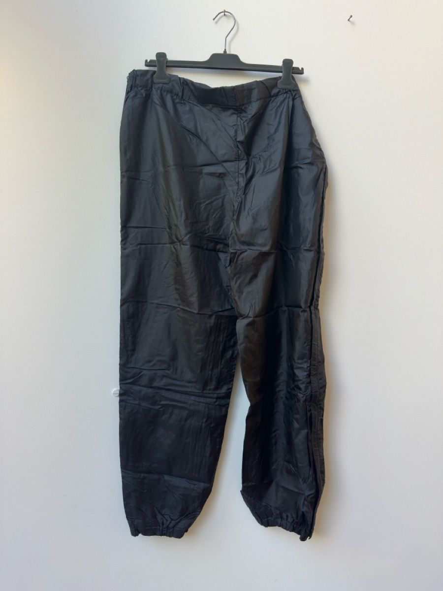 Adidas Hosen: Adidas Vintage Trainerhose XXL – Gebraucht aus Basel von wardrobeupdate 2