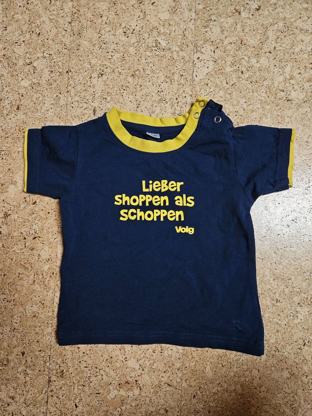 Chemises, Tops & T-shirts: Volg T-Shirt, Gr. 80 – D'occasion à Worb par jun_fj8w 1