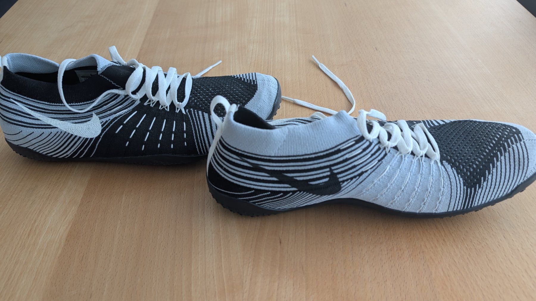 Nike Scarpe da uomo: NIKE Free Hyperfeel TR, Vintage 2014 – Usato da Egg b. Zürich venduto da leroy711