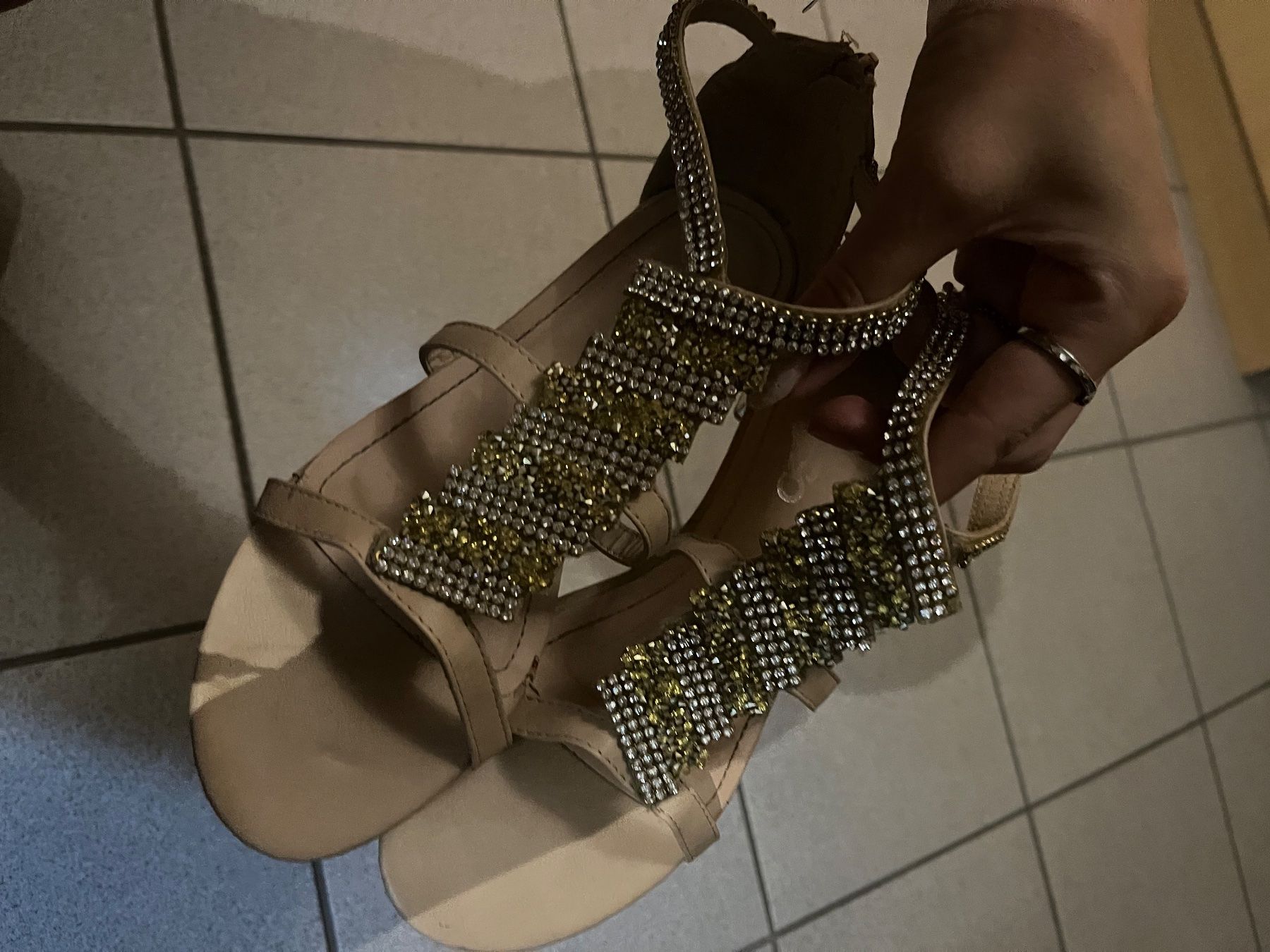Scarpe da donna: Sandalen – Usato da Möhlin venduto da eny_lsk7 1