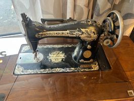 Antike Singer-Nähmaschine
