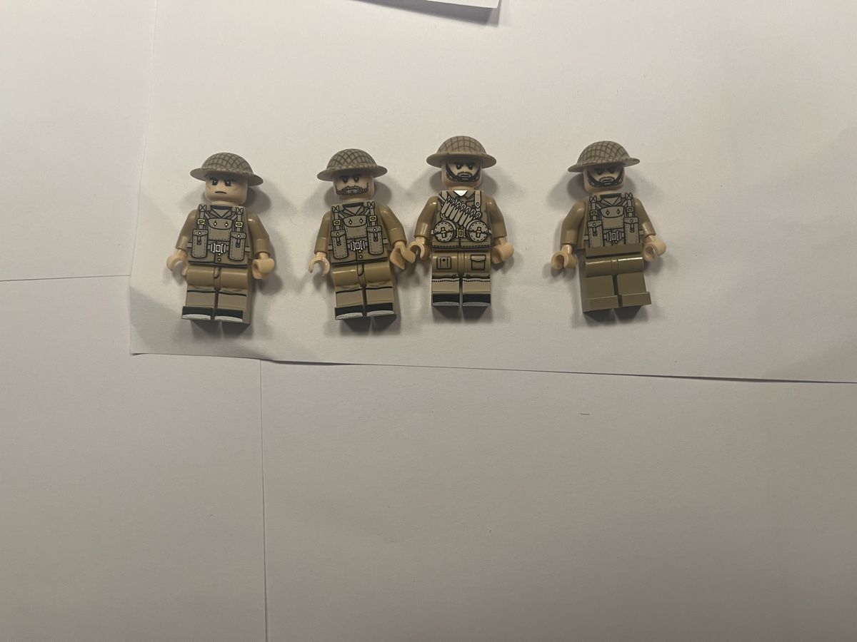 Statuette: Custom Ww2 Britischesoldaten Klembaustein – Nuovo (secondo la descrizione) da St. Margarethen TG venduto da nic_n9n5 1