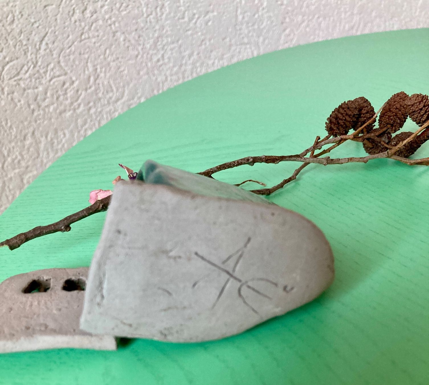 Alle Dekorationen: Petite maison de farfadet en grès céramique - artisanat – Neu (gemäss Beschreibung) aus Chézard-St-Martin von timogabychou 7