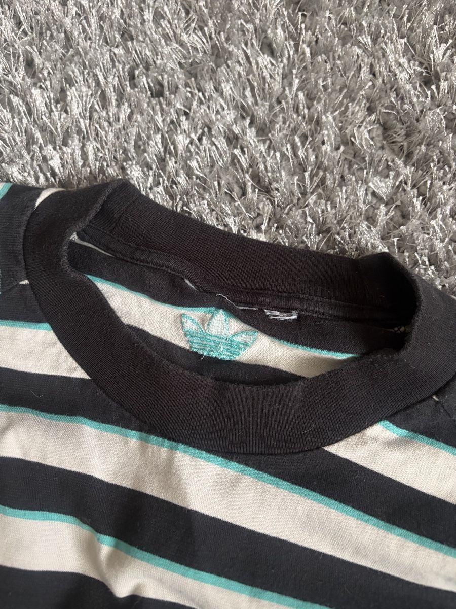 Adidas T-Shirts: Adidas Stripe T-Shirt, Size L – Gebraucht aus Brislach von edu_t6pq 2