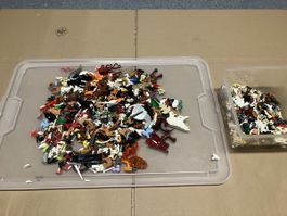Lego Tiere und Skelette