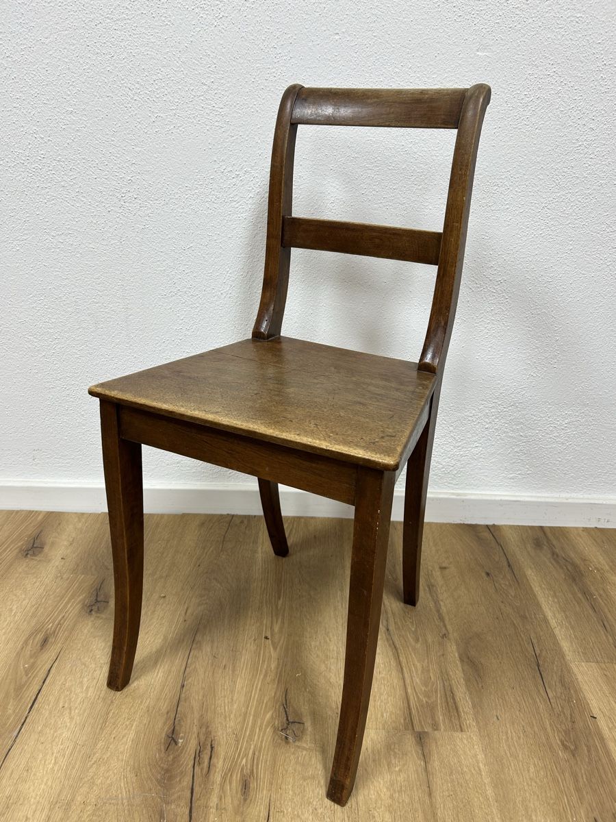 Stühle: Biedermeierstuhl Nussbaum – Gebraucht aus Basel von Sackmann 1