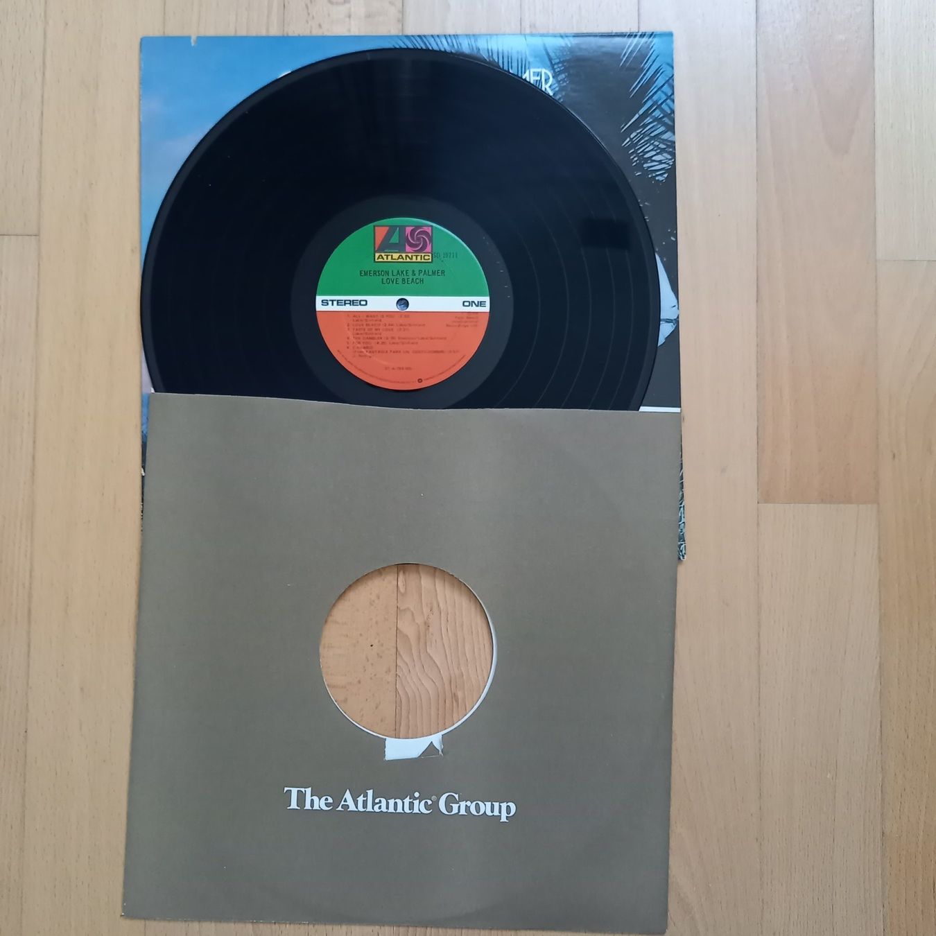 Schallplatten: Emerson, Lake & Palmer - Love Beach – Gebraucht aus Arbon von pendulum 1