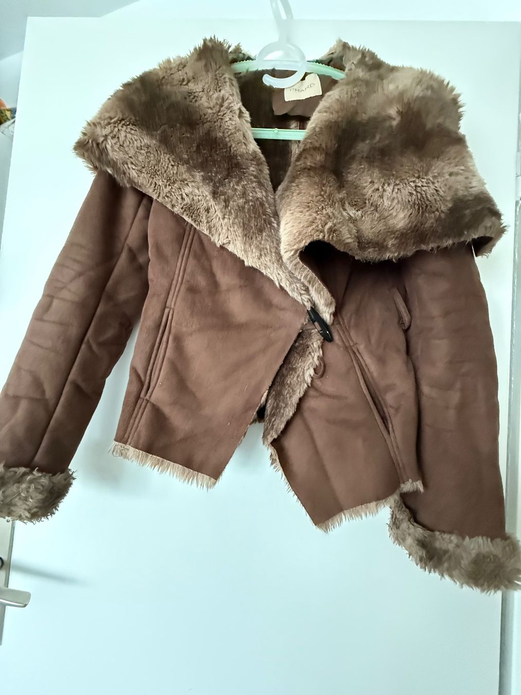 Jacken: Phard Lederjacke – Gebraucht aus Schlieren von van_qcj5