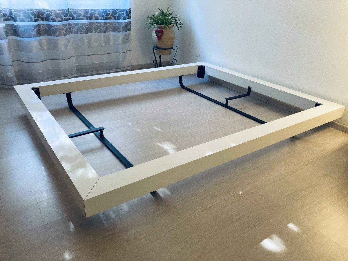 Betten: Bettgestell 160x200 cm – Gebraucht aus Brüttisellen von sinacat1 1