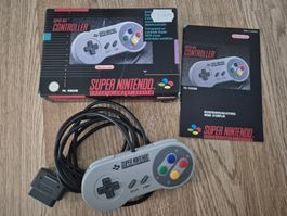 Super Nintendo Controller mit OVP und Anleitung