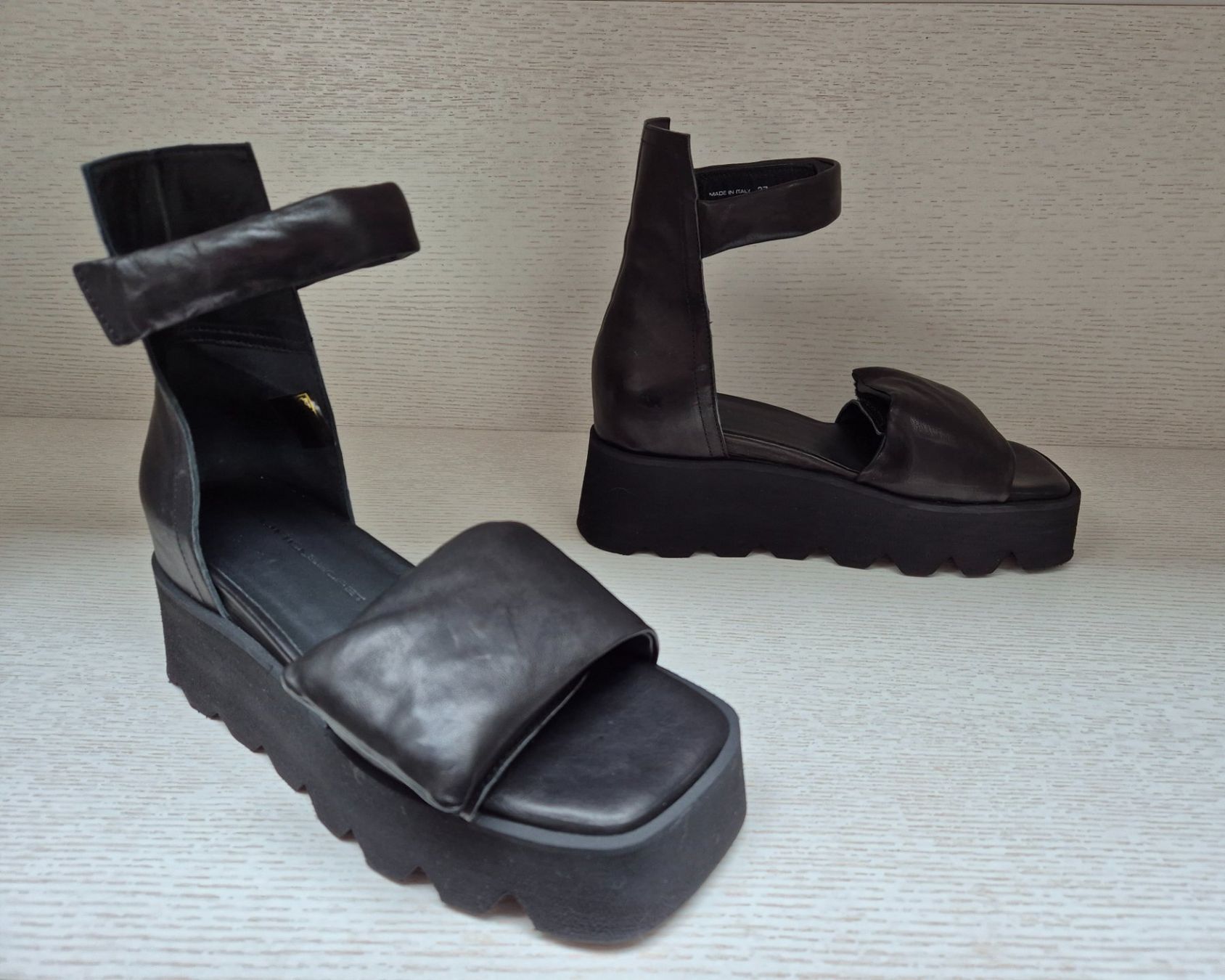 Puro Scarpe da donna: PURO Secret  Schwarz  Grösse 37 – Nuovo (secondo la descrizione) da Buochs venduto da Cats_nw 1