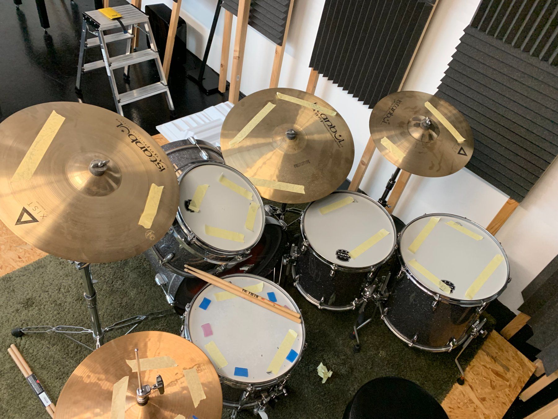 Strumenti musicali: Gretsch Drum Renown Maple inklusive komplette Hardware – Usato da Bern venduto da Illustres 1