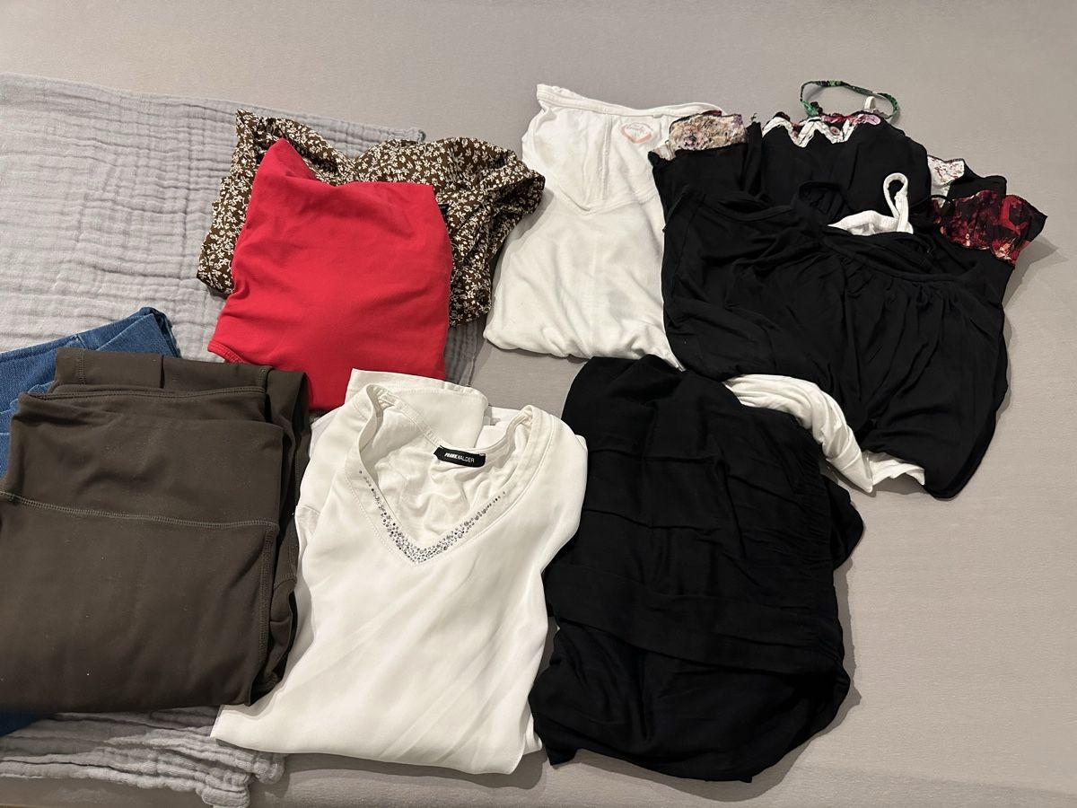 Lots de vêtements: Damen Kleider Set L – D'occasion à Buttikon SZ par TamaraS01
