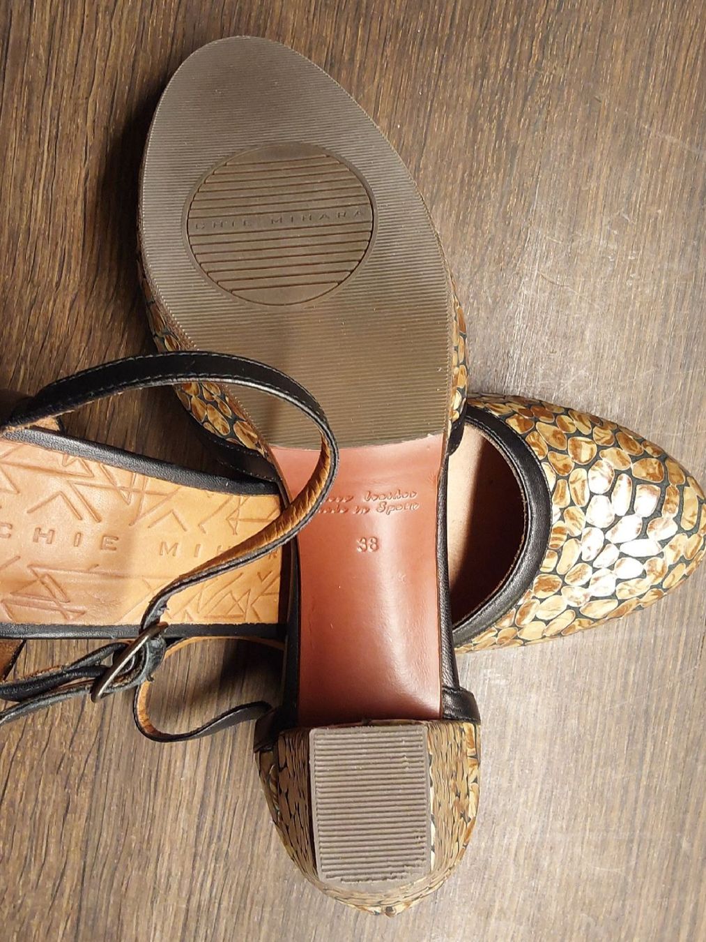 Chie Mihara Scarpe da donna: Pumps Chie Mihara 38 neu – Nuovo e nell'imballaggio originale da Köniz venduto da scopello12 6