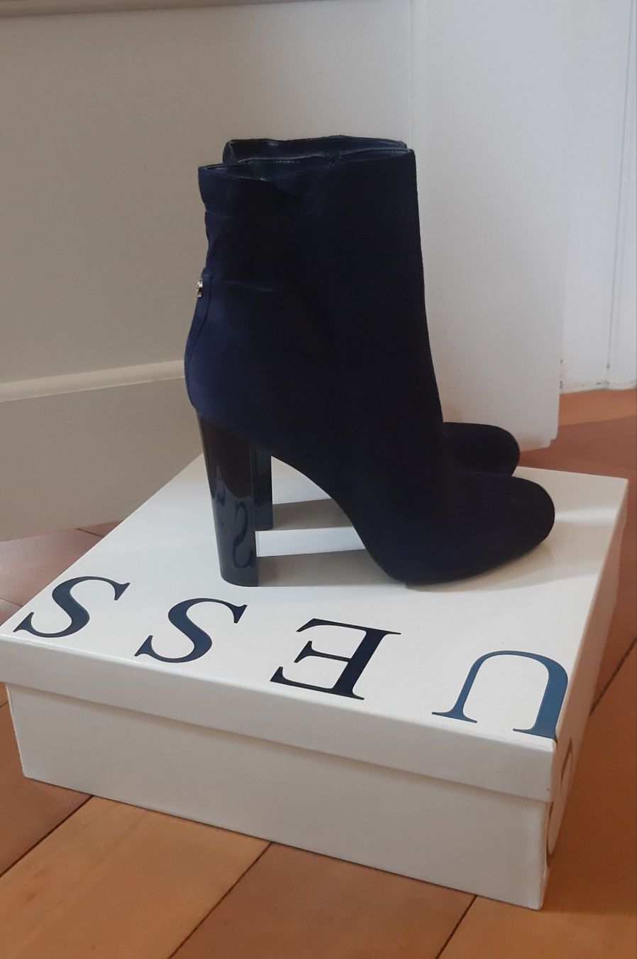 Guess Scarpe da donna: NEU!  GUESS Stiefel LEDER    Gr.38 – Nuovo e nell'imballaggio originale da Zürich venduto da Venecia25 1
