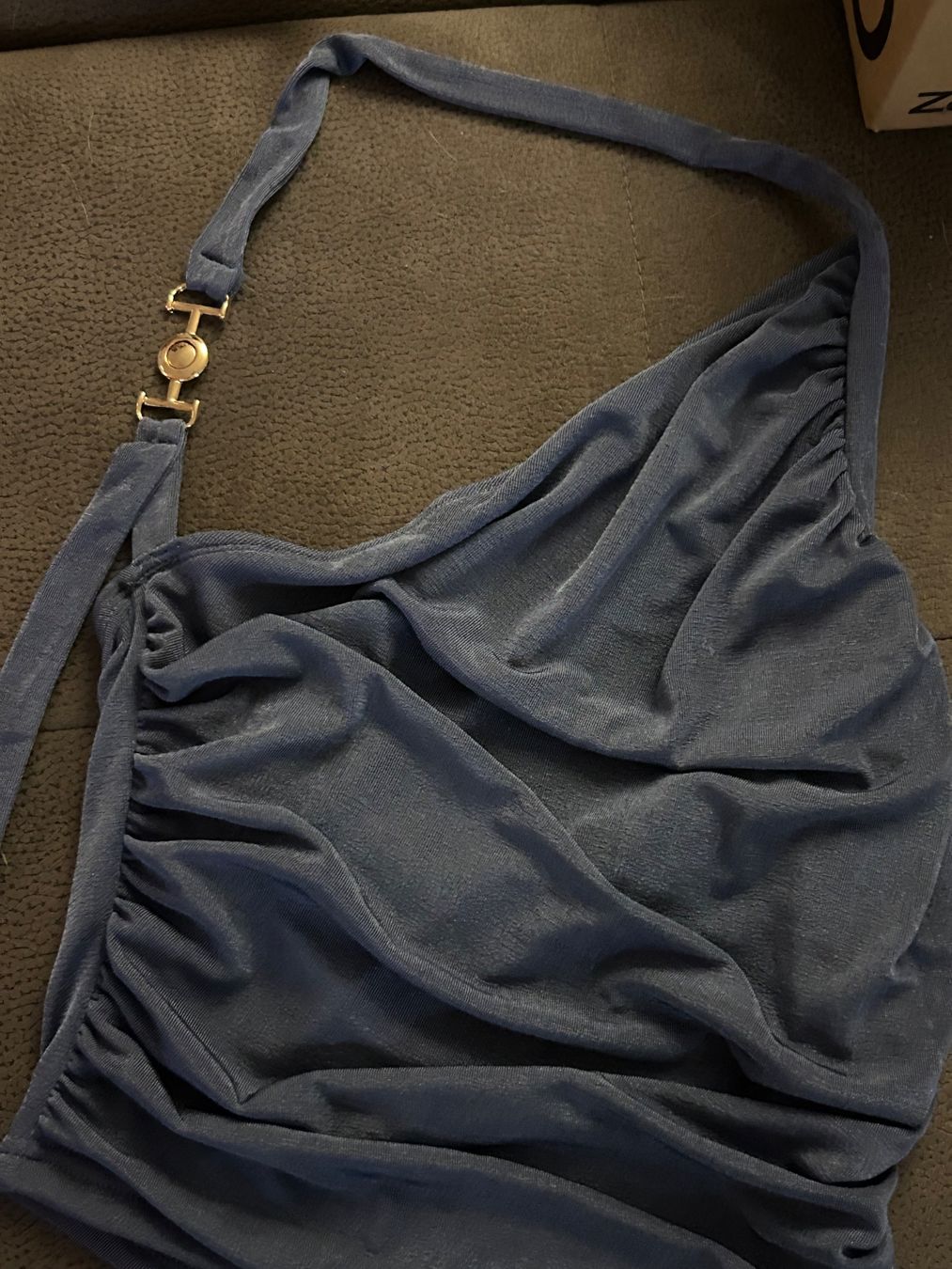 Top: SHEIN One-Shoulder Oberteil Blau Gr. M – Usato da Oberkulm venduto da angela_05