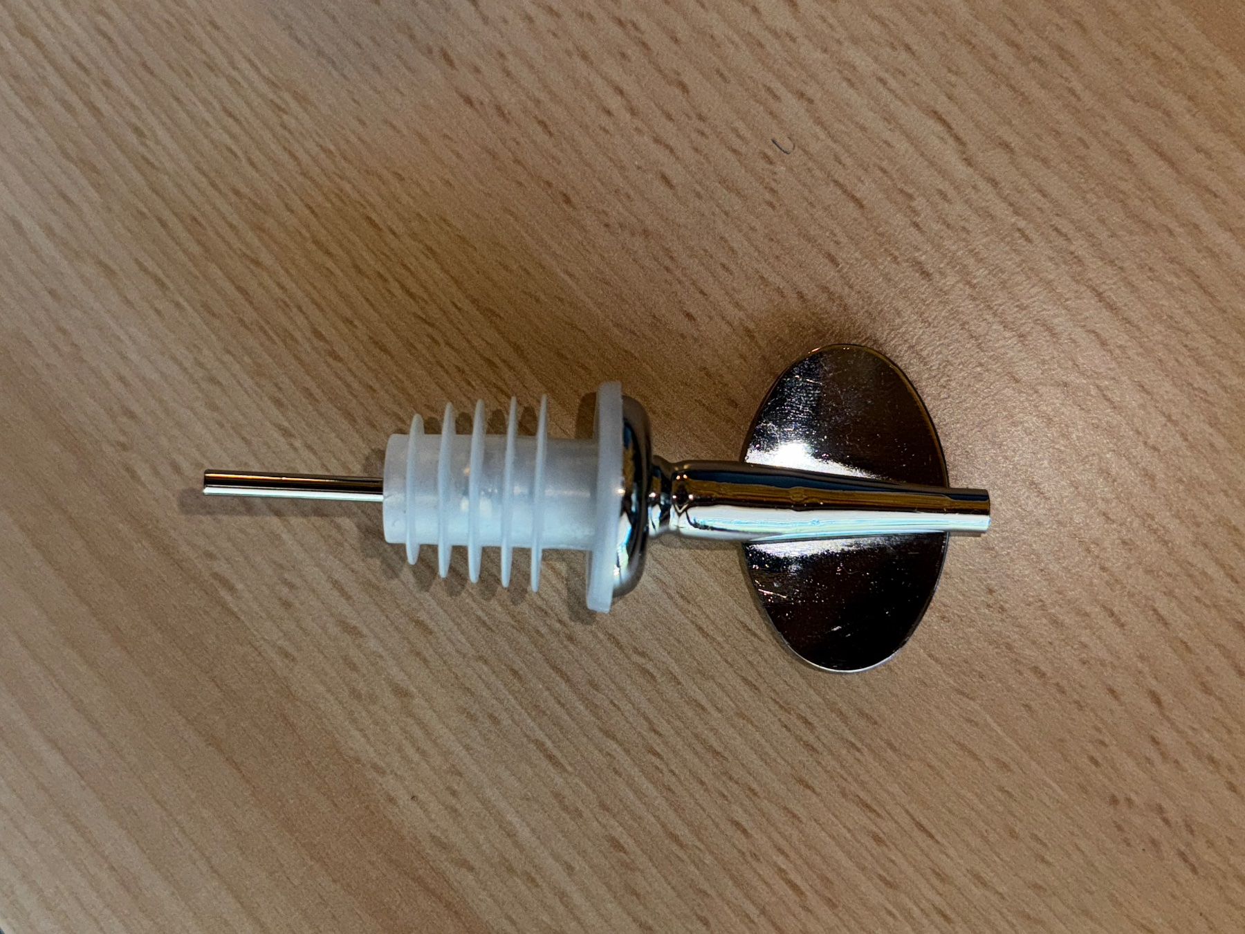 Apribottiglie & Tappi per chiusura: Bouchon bec verseur Ricard chromé neuf – Nuovo (secondo la descrizione) da Ovronnaz venduto da Etagne68 3