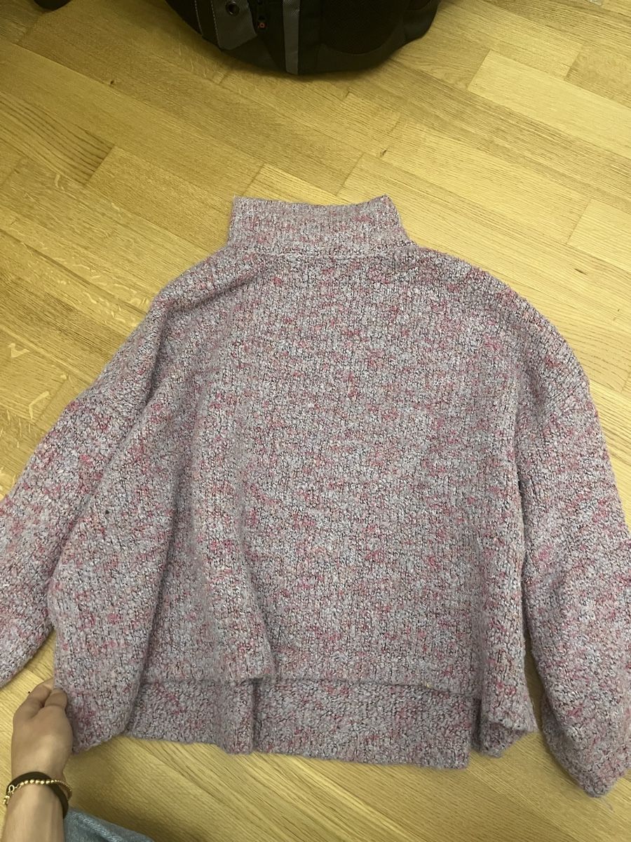 Stradivarius Pulls & Sweat-shirts: Stradivarius Pullover meliert lila – D'occasion à Biel/Bienne par tam_ysd9