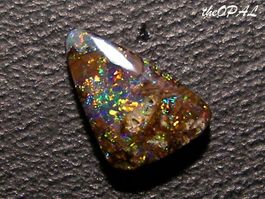theOPAL *** BOULDER OPAL 0,67ct (Australien) ***