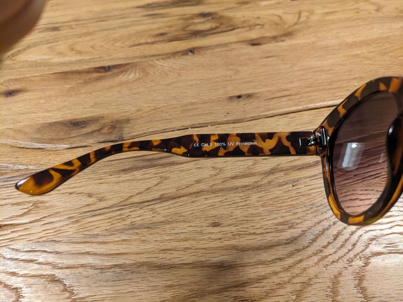 Occhiali & Lenti: Sonnenbrille im trendigen Schildpattmuster – Usato da Basel venduto da labaffe01 4
