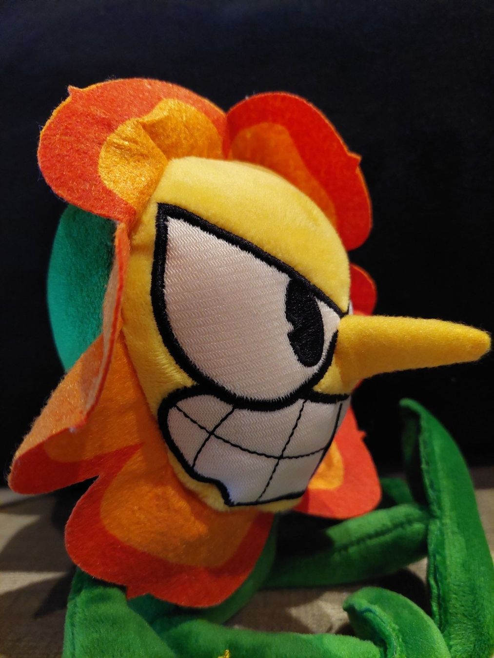 Giocattoli: Peluche Cuphead "cagney carnantion" – Nuovo (secondo la descrizione) da Tramelan venduto da Belleza82 2
