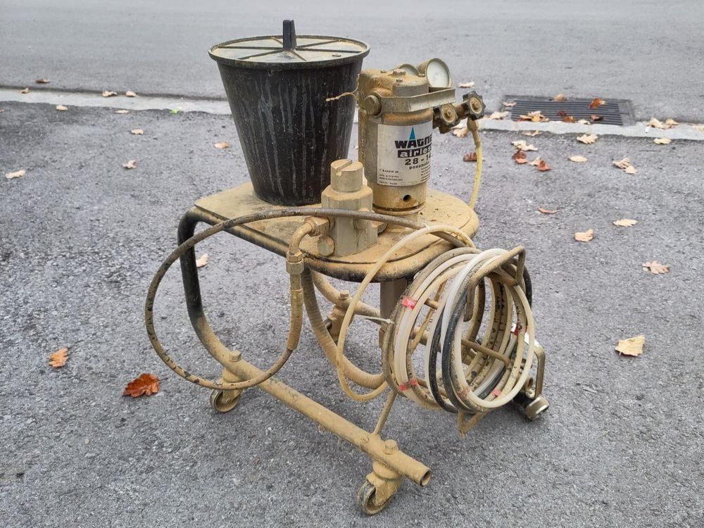 Tutti gli attrezzi: Wagner Spritzgerät airless 28-14 pneumatic – Usato da Diepoldsau venduto da Dau0