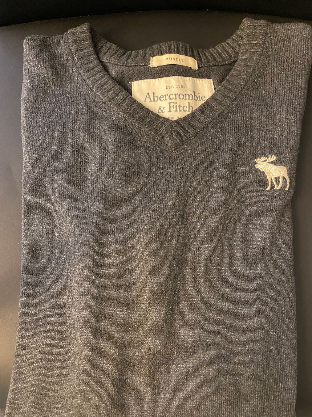 Abercrombie Maglioni & Felpe: **TOP** Abercrombie & Fitch Pullover Herren Grösse M Grau – Usato da Rafz venduto da DOMBEC