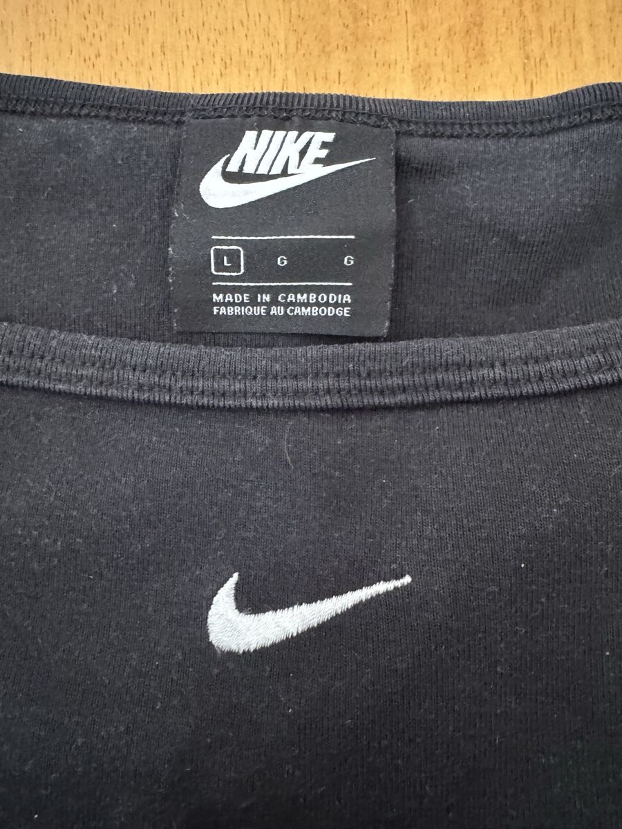 Nike Camicette, T-shirt & Top: Nike Croptop in L – Usato da Igis venduto da jul_7vgf 3