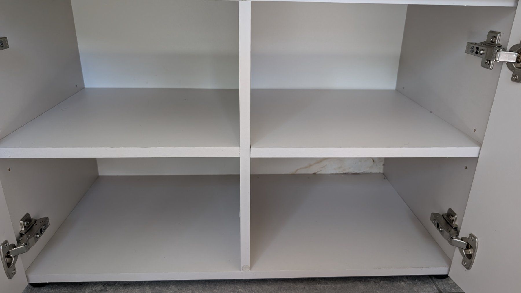 Schränke: Schuhgestell / Sideboard Germania Modell 3933 – Gebraucht aus Zürich von vitomin 2