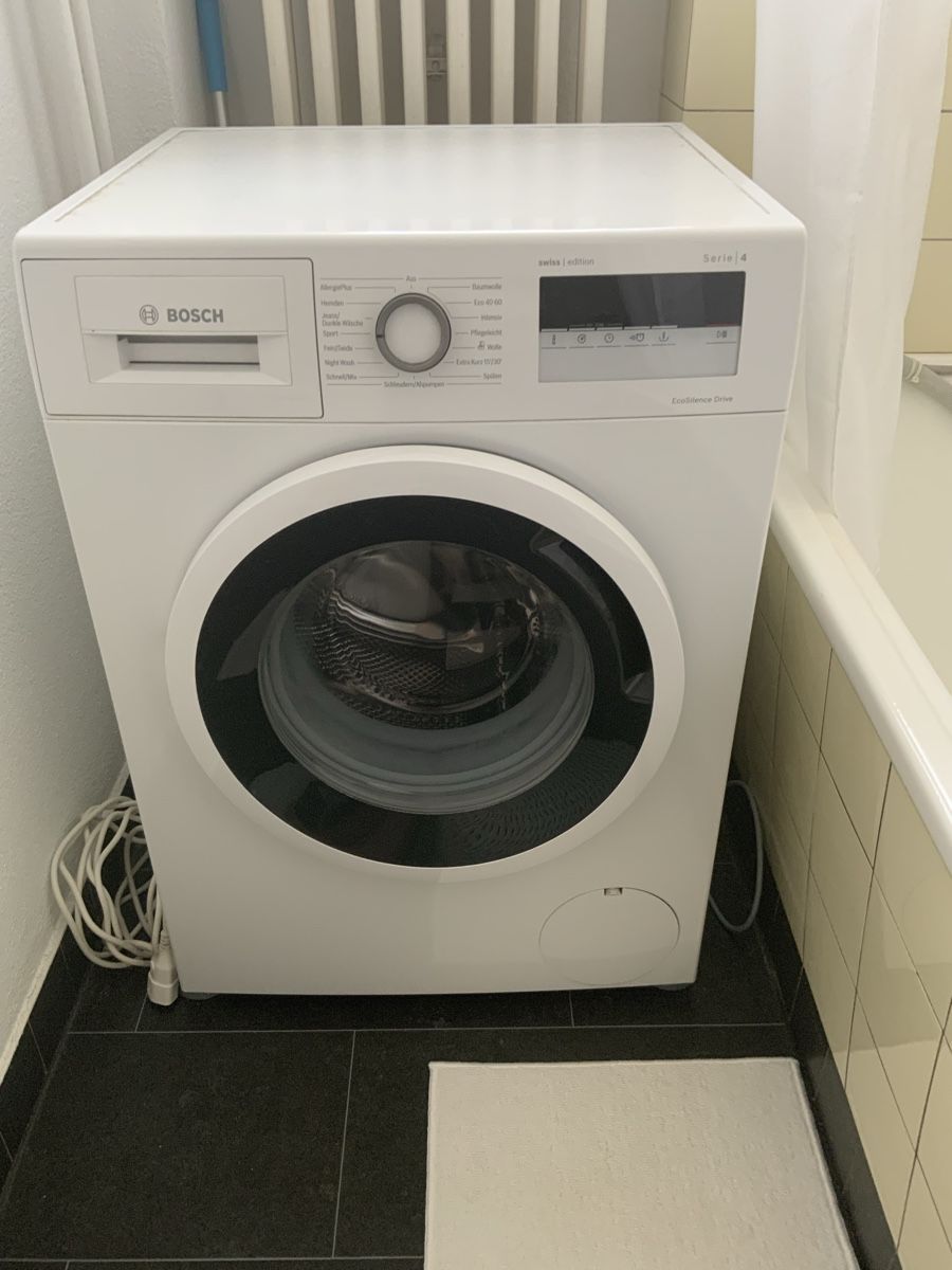 Bosch Machines à laver: Waschmaschine Bosch – D'occasion à Wohlen AG par ANGELE02