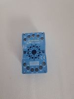 Stecksockel Finder 10A 400V für DIN35