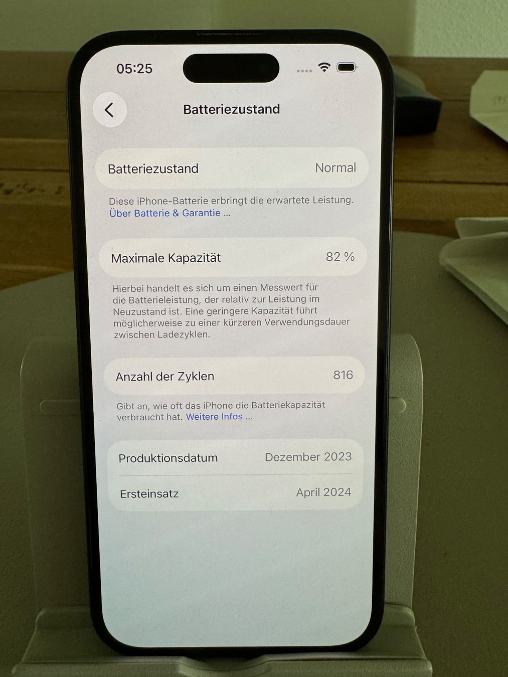 Apple Portables: iPhone 15 256GB – D'occasion à Adliswil par Busys 2