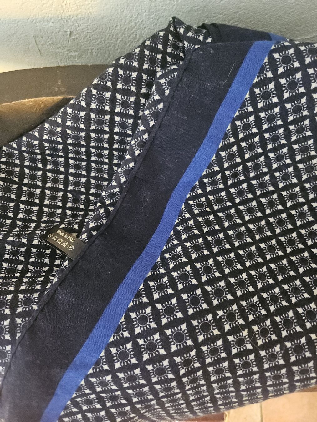 Foulard & Sciarpe: Echarpe foulard 100% viscose – Nuovo (secondo la descrizione) da Thônex venduto da lacomtessedesfees 3