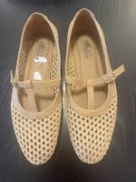 Cliffs by White Mountain Size 38.5 Tan Mesh T-Strap Sho
