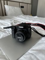 Canon 90D Body + Kit Lens - Top Zustand - Wenig Auslösungen