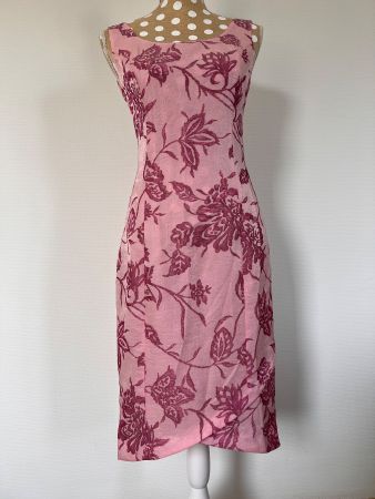 Neues Sommerkleid mit passendem Blazer