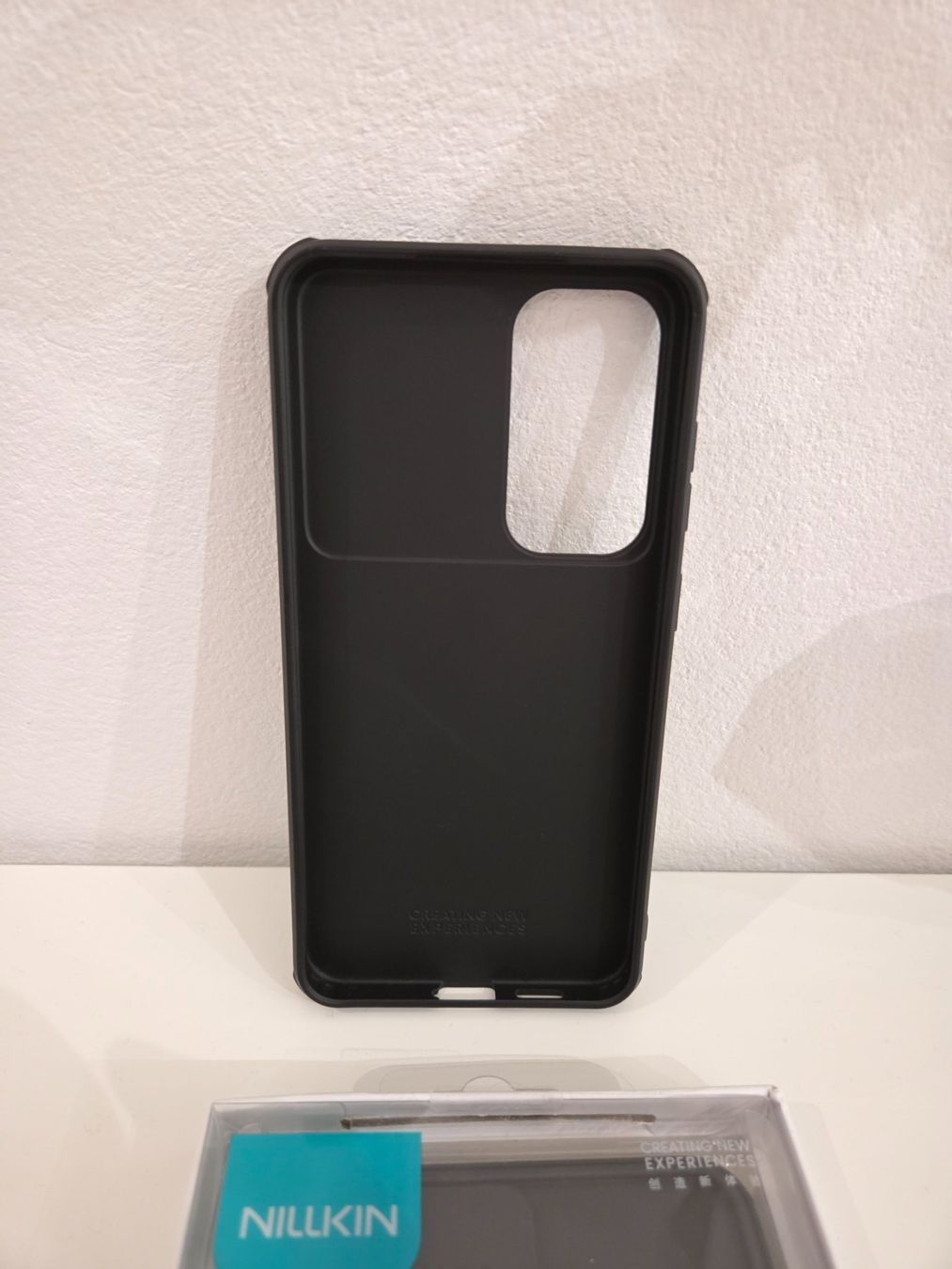 Cover & Protezioni schermo: Coque protection Samsung S25+ – Nuovo e nell'imballaggio originale da Cortaillod venduto da ioi_7rq6 3