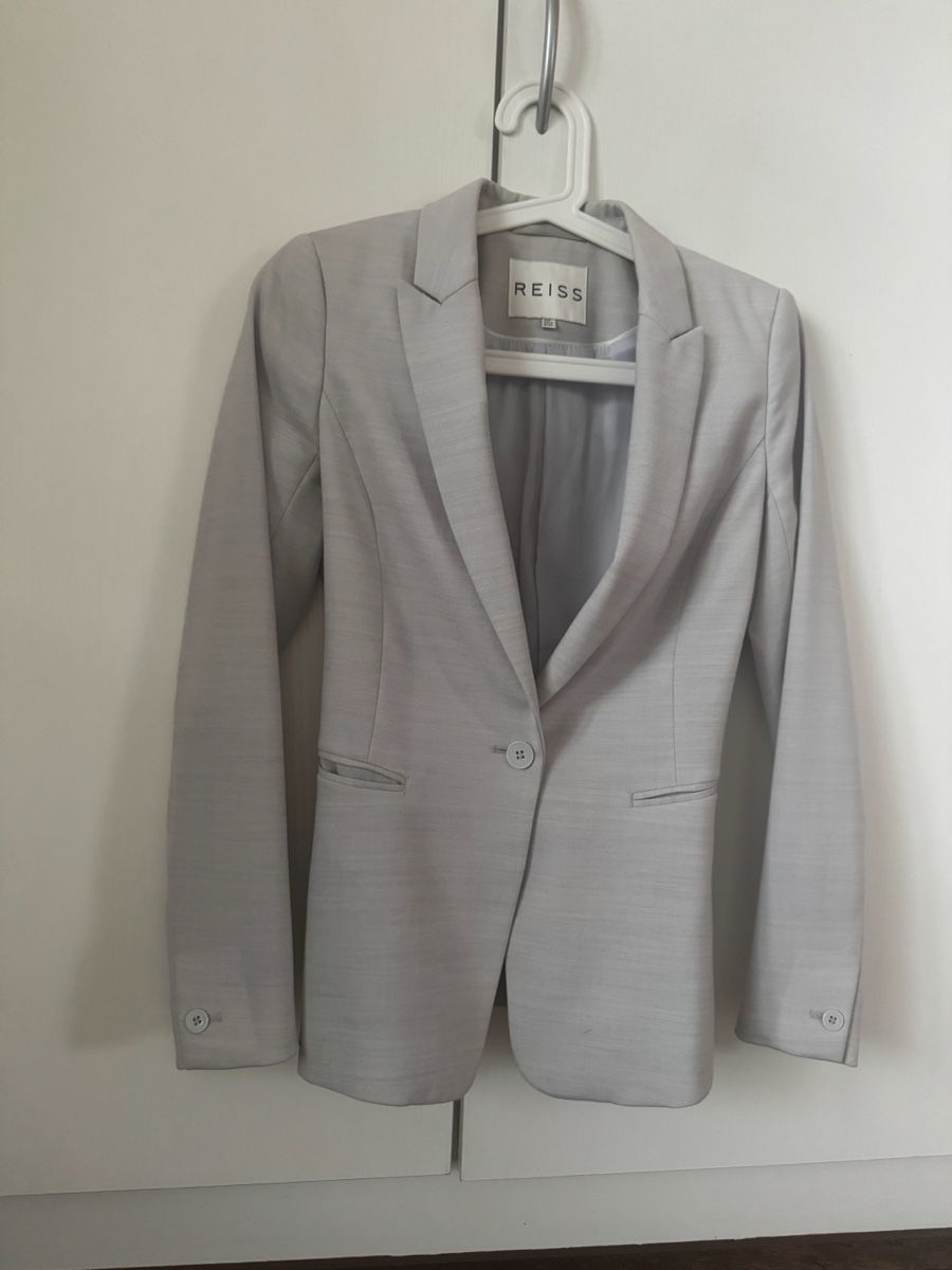 Completi & Tailleur: Reiss Light Grey Blazer Jacket Size 34 Perfect for Spring – Usato da Pfaffhausen venduto da ame_2q5n