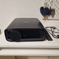 Philips NeoPix 730 Beamer inkl. Leinwand mit Ständer