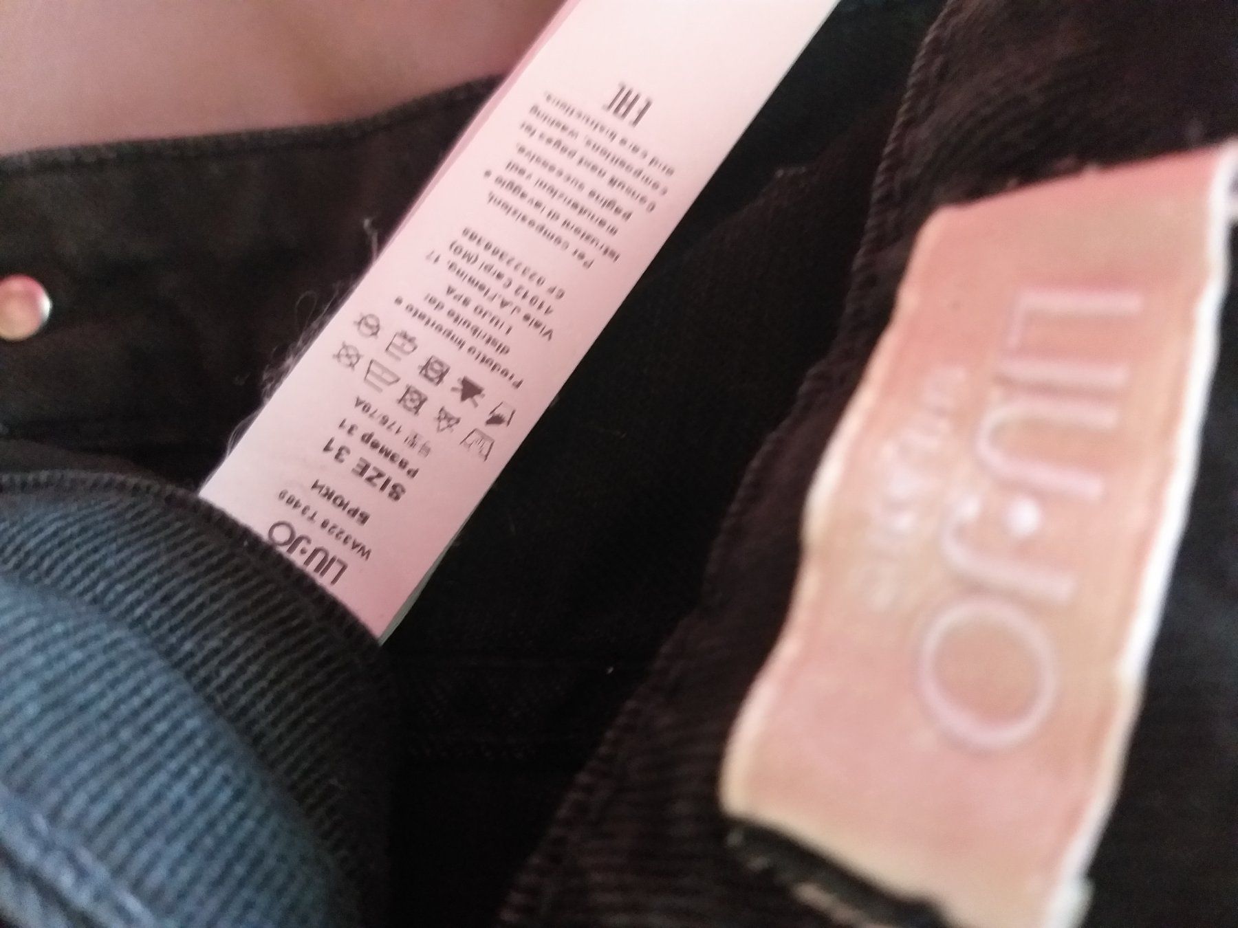 Liu Jo Jeans: LIU JO  Jeans   Taille / Grosse W 31... – Usato da Cossonay-ville venduto da Super-Price-Quality 6